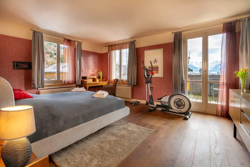 Lake and Mountain View Villa with Whirlpool and Free Parking in Huenibach - Image 1