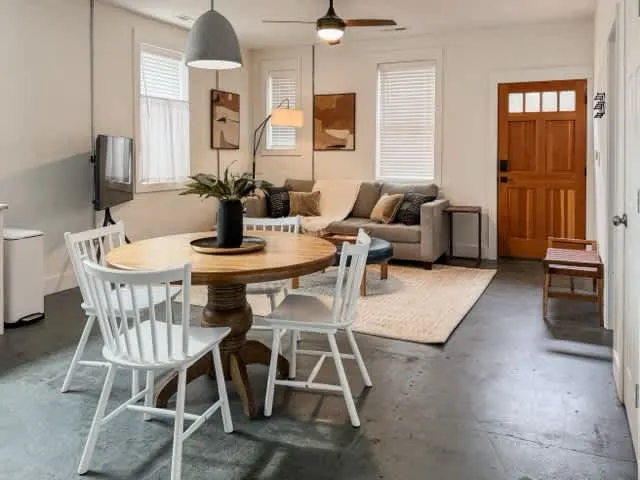 Modern Light-Filled 2BR Apt - Image 1