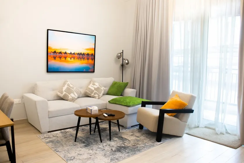 Stylish 2BR Apartment in Yas - Image 1