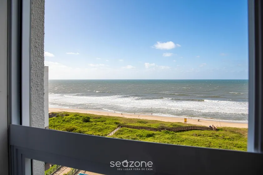 Apt with BBQ in Beachfront Condo VAC0801 - Image 1