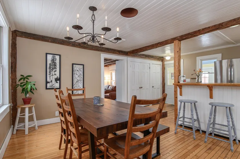 Historic Vermont Farmhouse • Minutes to Skiing - Image 1
