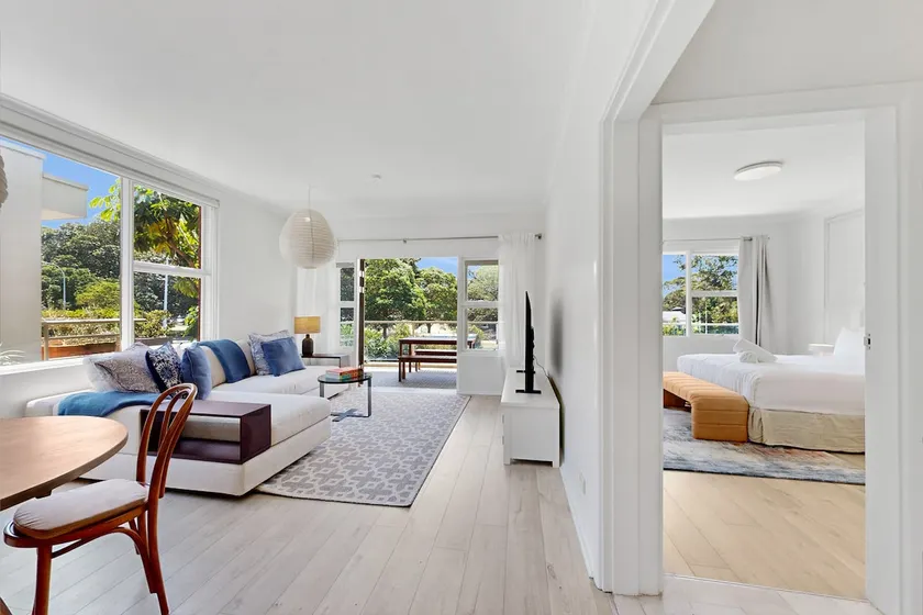 Harbour-Side 3BR Retreat Walk to Rose Bay Ferry - Image 1