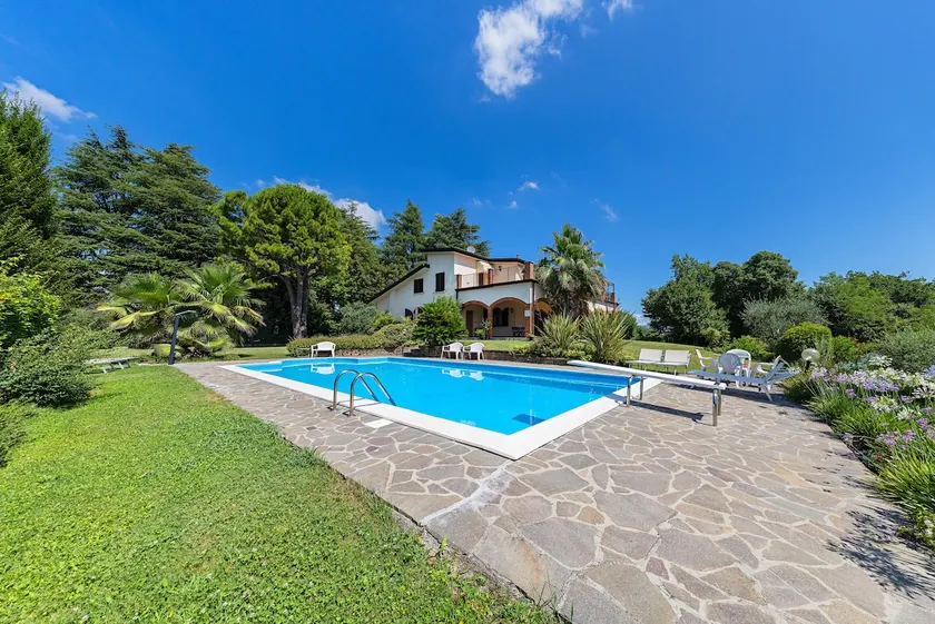 Daller Bianca by Whale Homes - Image 1