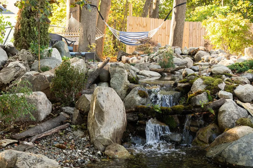 City Oasis and Spa Close to Beaches - Image 1