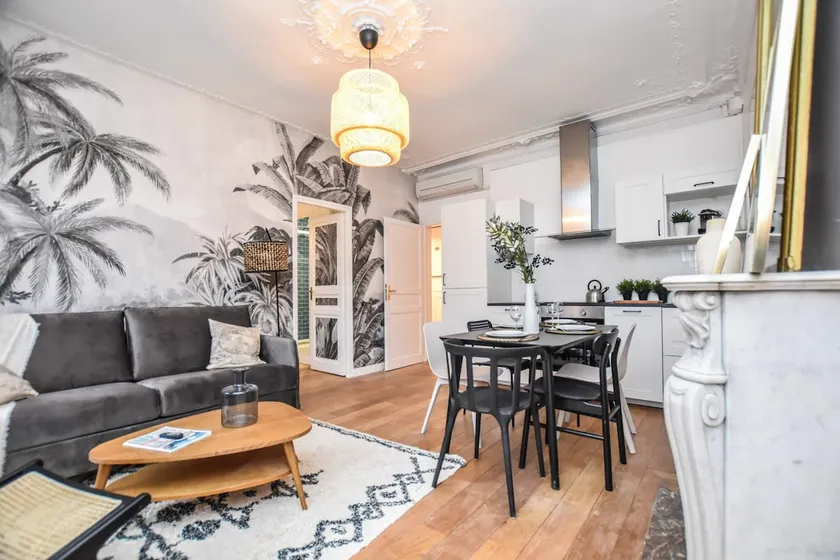 Chic apartment - 3BR/8P - Canal Saint-Martin - Image 1