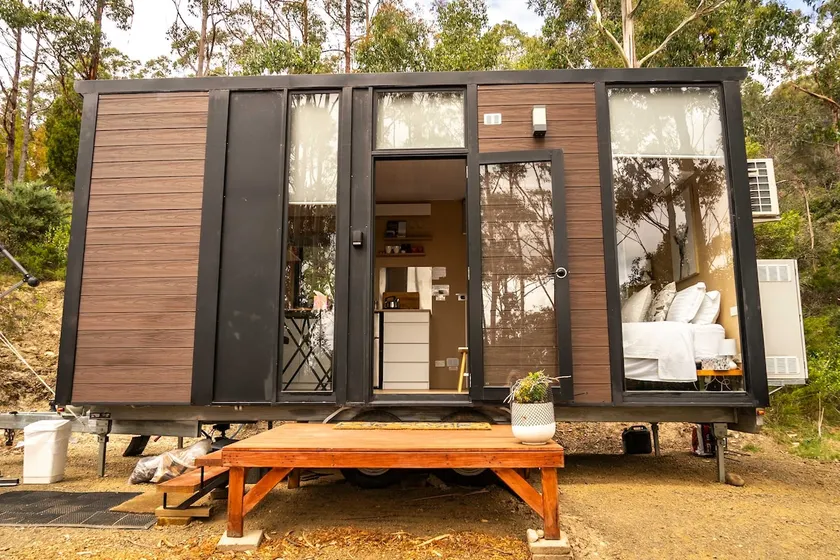 Wattle Grove Hideaway by Tiny Away - Image 1