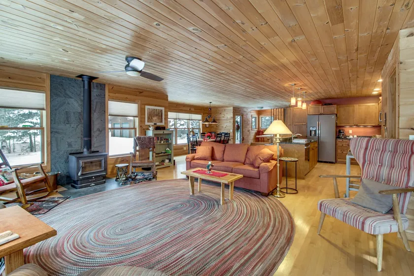 Dock & Foosball: Esquagama Lake Family Cabin - Image 1
