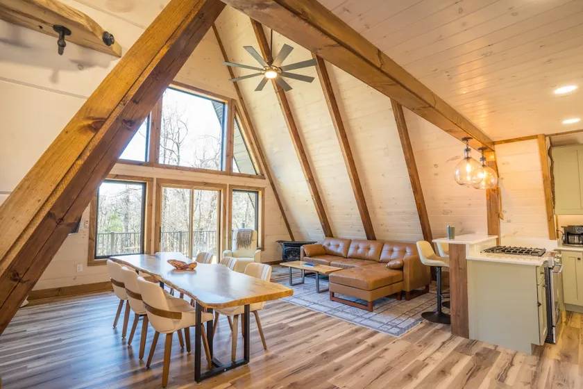Blue Ridge Parkway Chalet - Walk to Winery & Hikes - Image 1