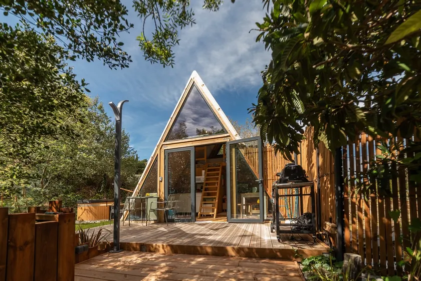 Glamp Marguerite Teepee Lodge - Image 1