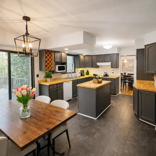 Baltimore area 4BR•Private Pool•Fenced•Pets•King - Image 1