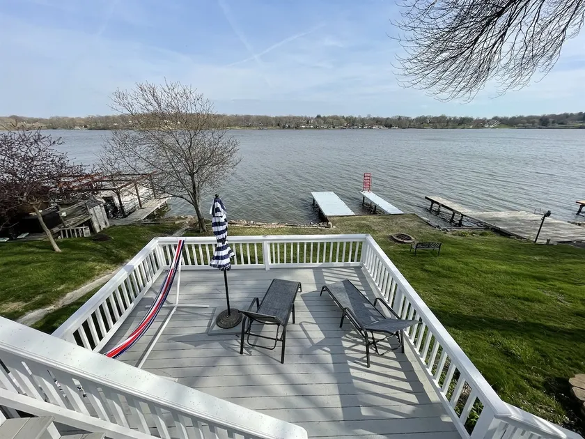 Lakefront, family/dog friendly, paddle board, kaya - Image 1
