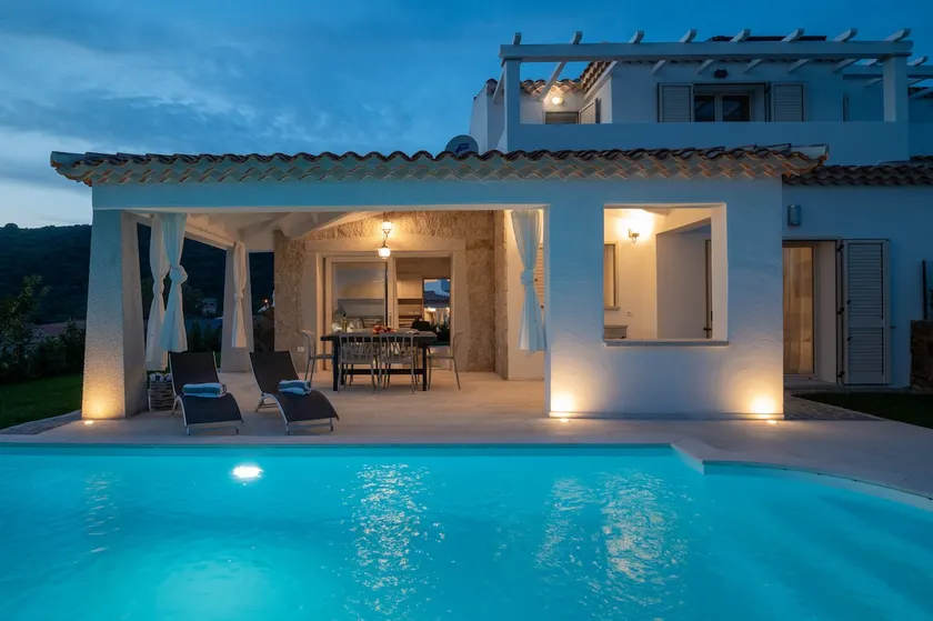 Villa Ca' La Luna by Klodge - stylish pool villa - Image 1