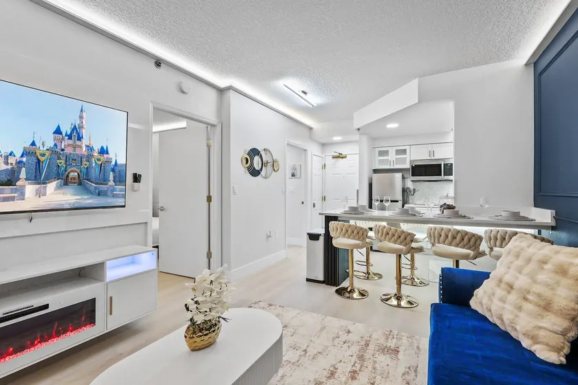 1BR Family Apt | Minutes to Universal & Epic - Image 1