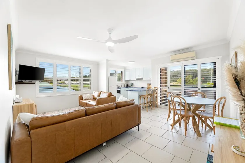 Apollo Unit 5 - 1st Floor - A Block - Image 1
