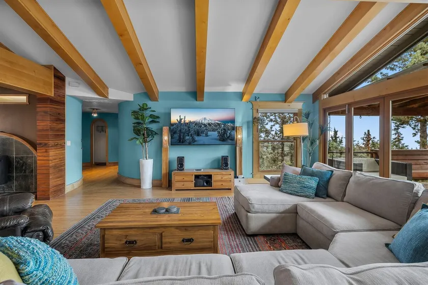 Bluebird Day - Trenton View, Hot tub, 4BR! - Image 1