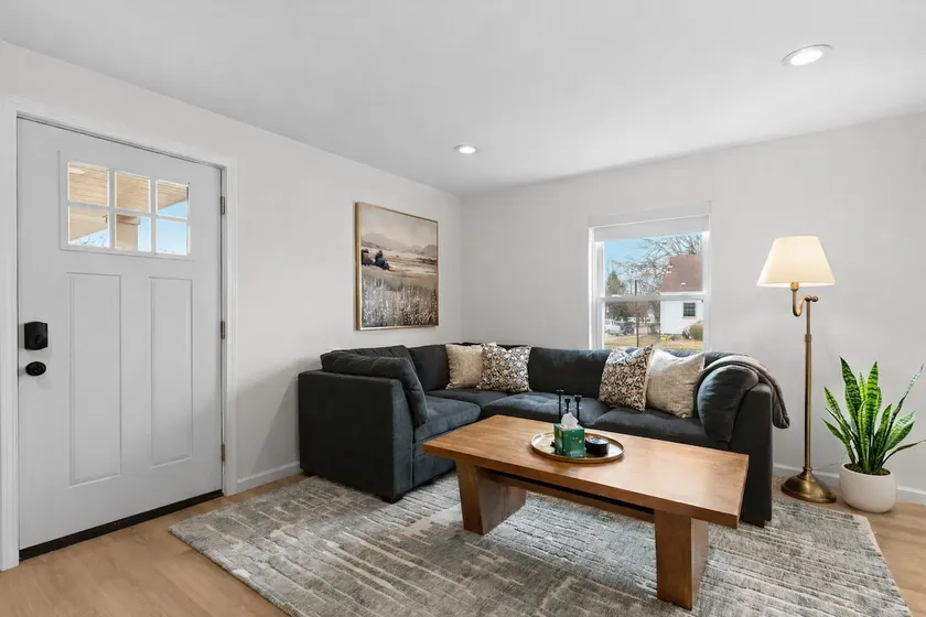 New! Luxury 2BR Suite | 20 min to Downtown Detroit - Image 1
