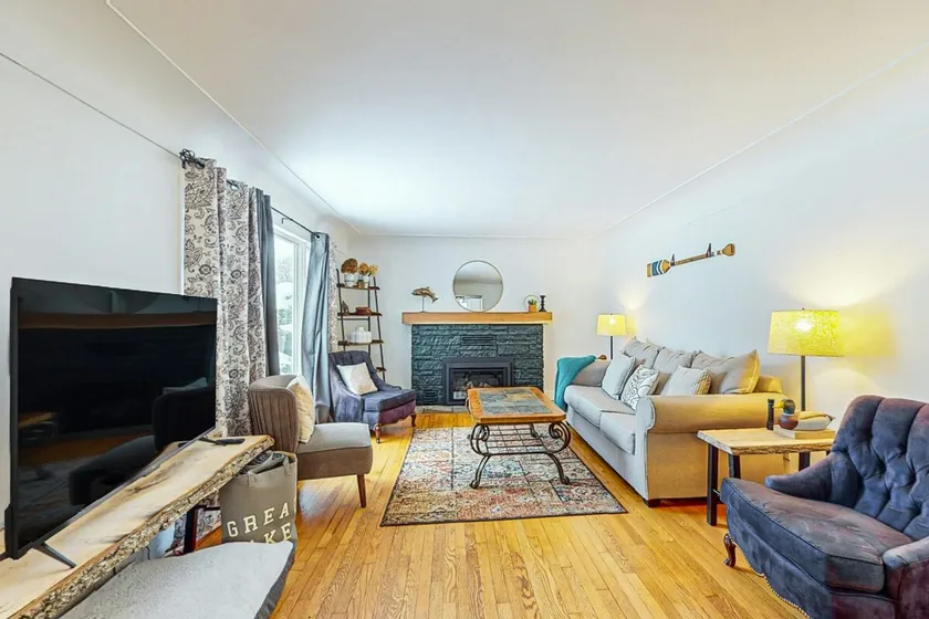 Cozy Home Near Lakes & Trails with EV Charger - Image 1