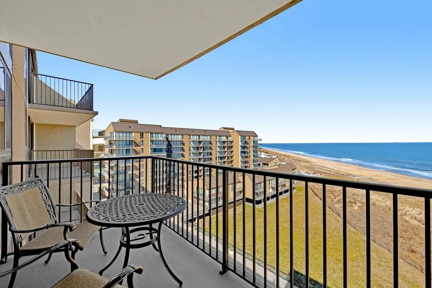 Sea Colony Ocean 6th floor condo with pool gym & free WiFi - Image 1