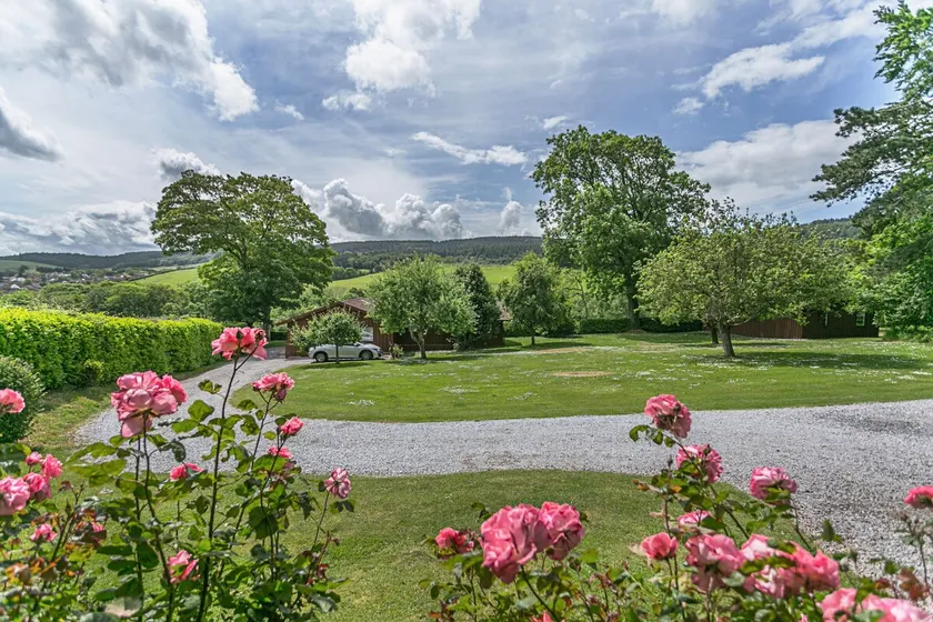 Laburnum Lodge sleeps 6 wheelchair access - Image 1