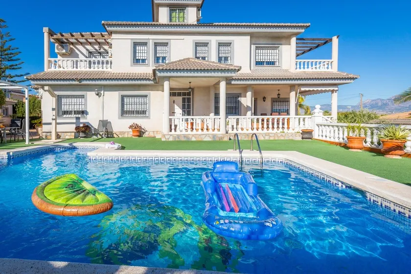 Fidalsa White House Premium - Image 1