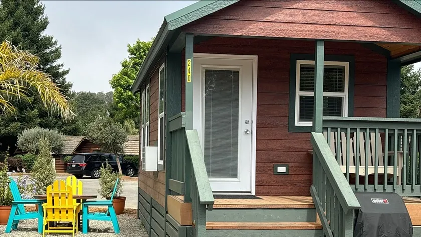 Cozy Studio with Pool Access - Sleeps 4 - Image 1
