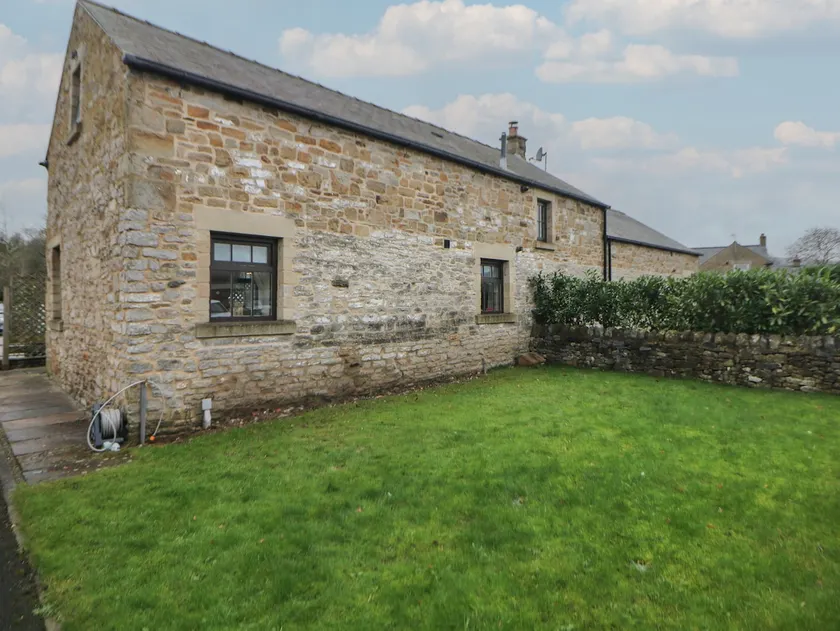 Win Hill View Cottage - Image 1