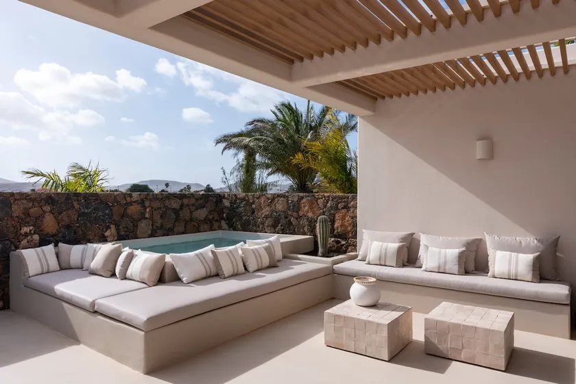 Gara Suite Boutique Design Villa Private Pool - Image 1