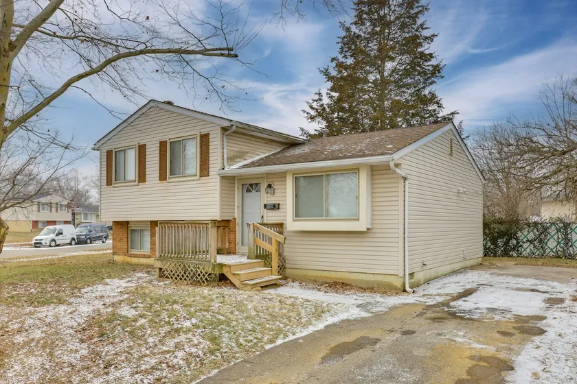 Explore Columbus! Fully Renovated Home w/ Yard - Image 1