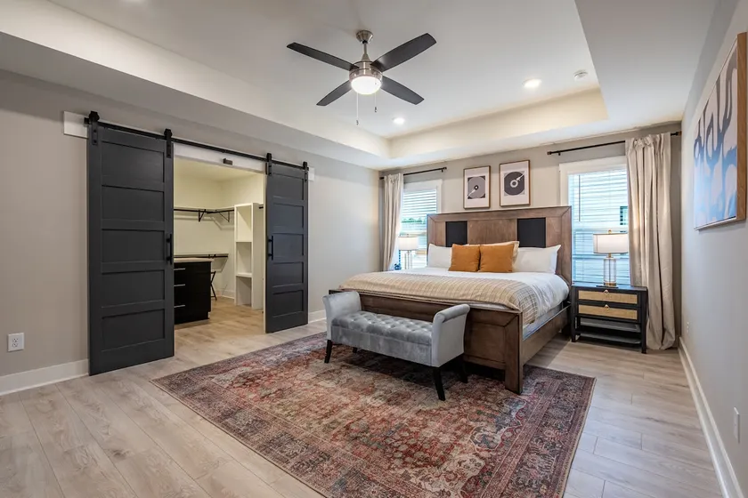 LakePoint 2 Mi, Sleeps 12, Pets, Games, Grilling - Image 1