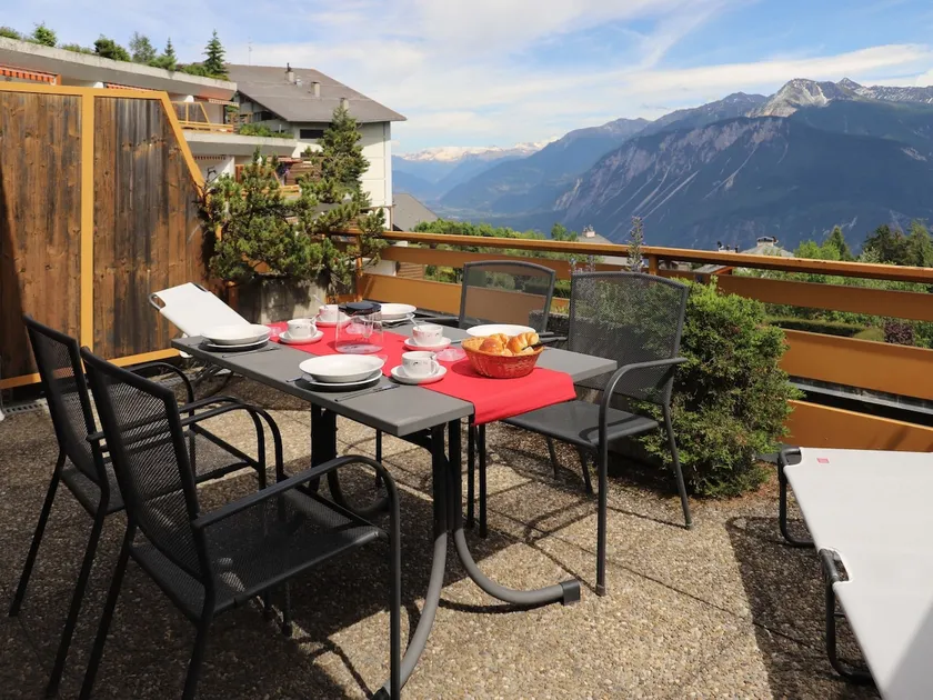 Apartment Terrasse Des Alpes 815 by Interhome - Image 1