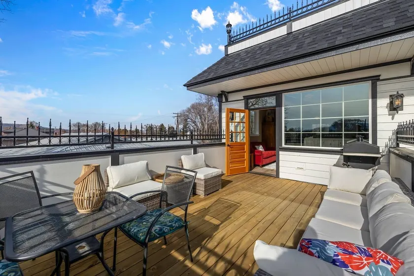 The Rooftop on Third | Downtown Prineville - Image 1