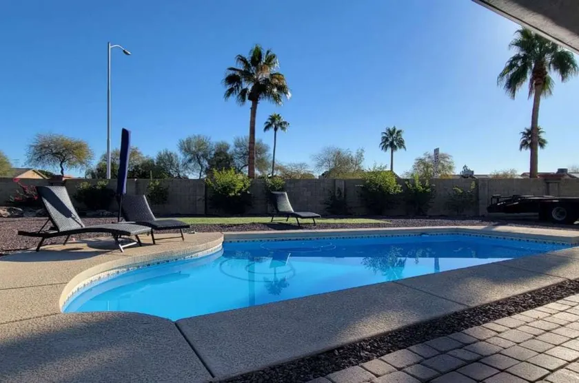 Glendale Escape Private Pool & Charming Patio - Image 1