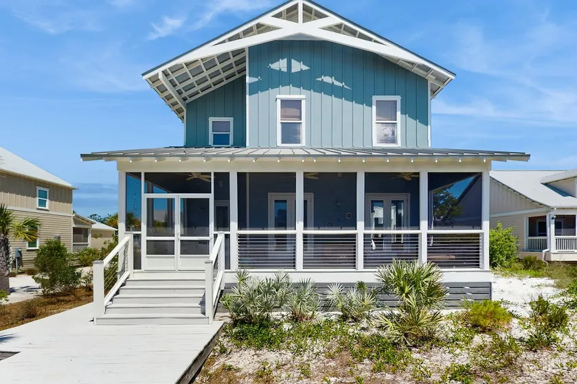 Family-Friendly Getaway w/ a Large Balcony & Patio - Image 1