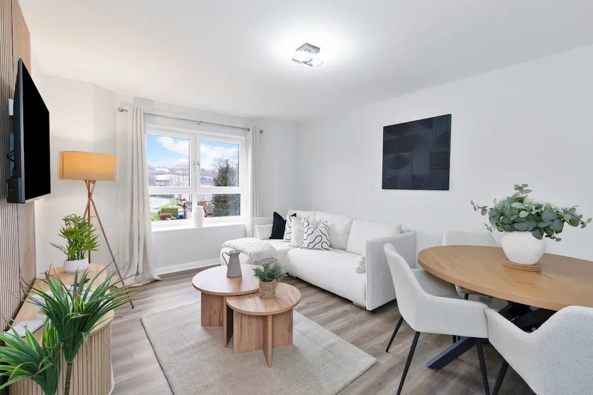 West End Glasgow Apartment with Fast WiFi - Walk to Subway - Image 1
