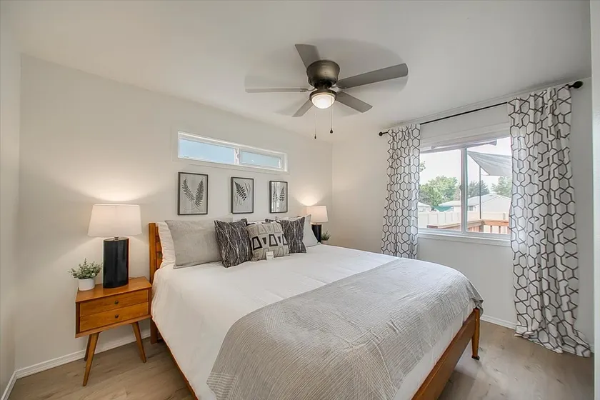 Charming Sunset Park Stay Near Parks & Greenbelt - Image 1