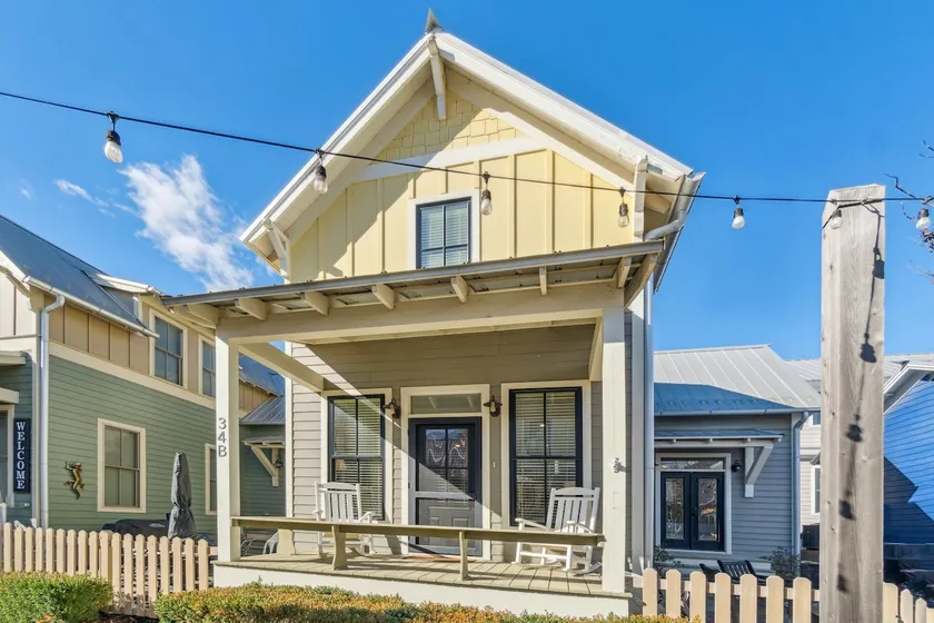 Carlton Landing-Boardwalk Breeze - Image 1