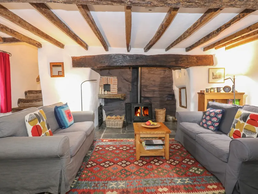 Finest Retreats - Tafarn Trip - Image 1