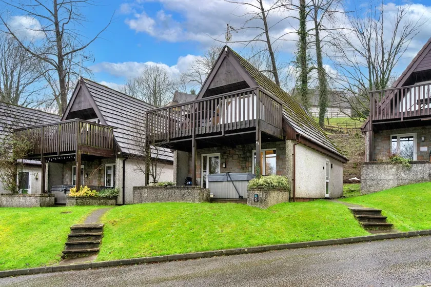 Finest Retreats - Toblerone Lodge - Image 1