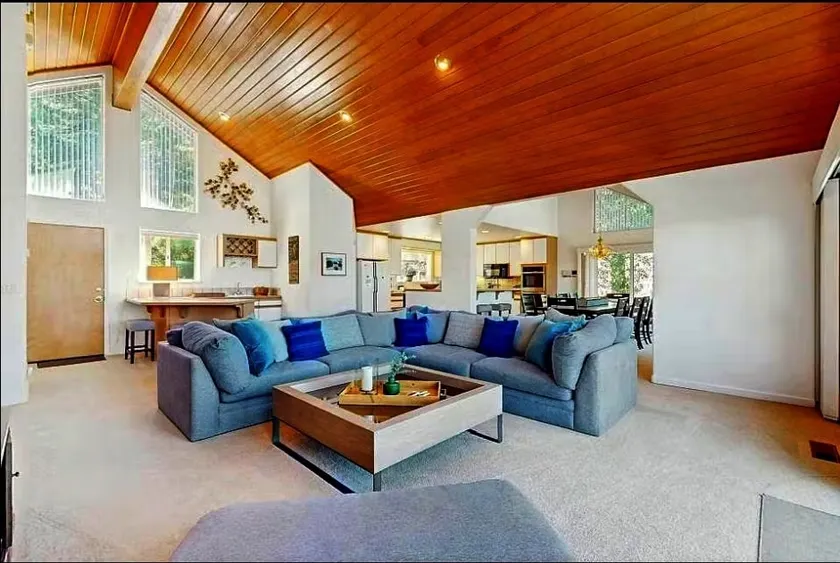 Gorgeous Northstar Home with Central AC Ping-Pong Fireplace & Jetted Tub - Image 1