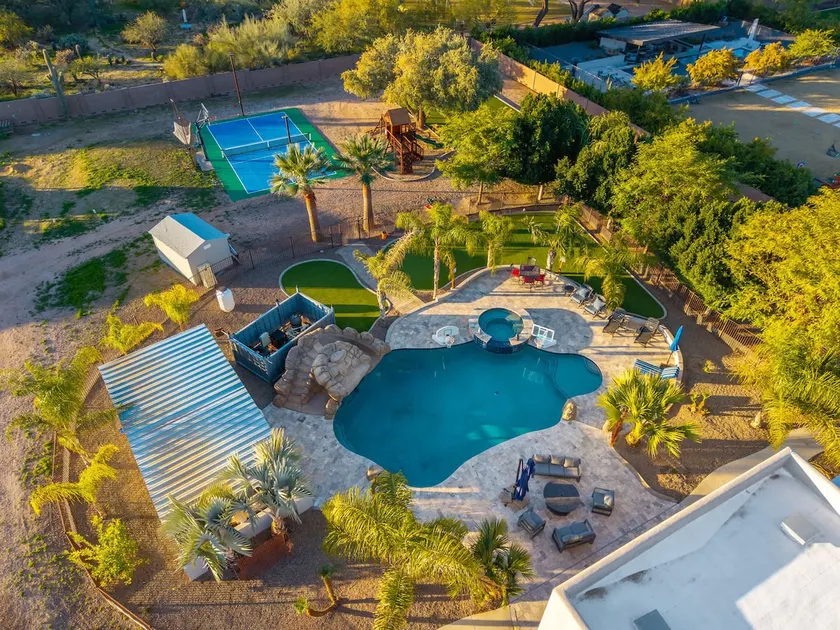 Pickleball | Pool | Spa | Playground |Lux Retreat - Image 1