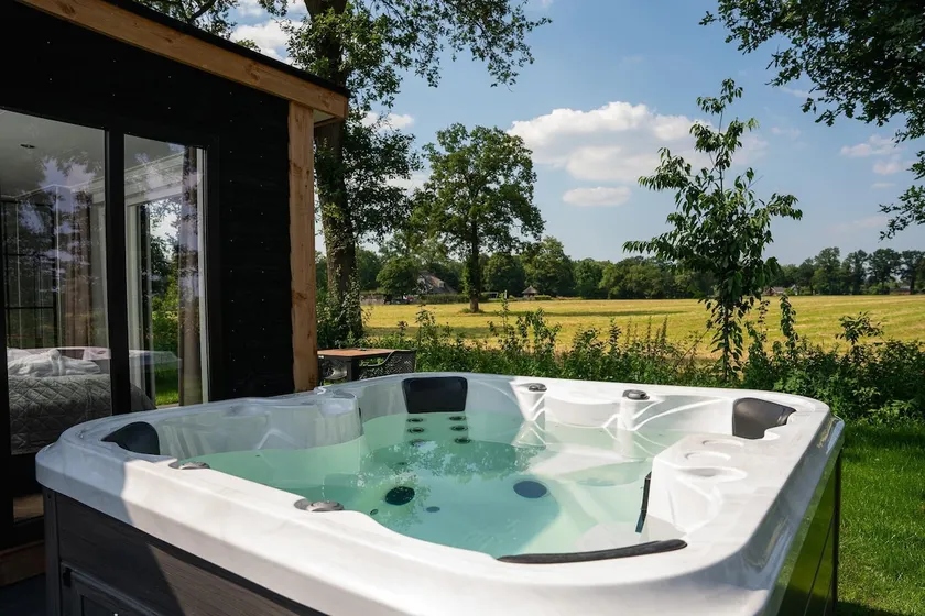 Panorama Wellness Lodge | Jacuzzi, sauna and bath - Image 1