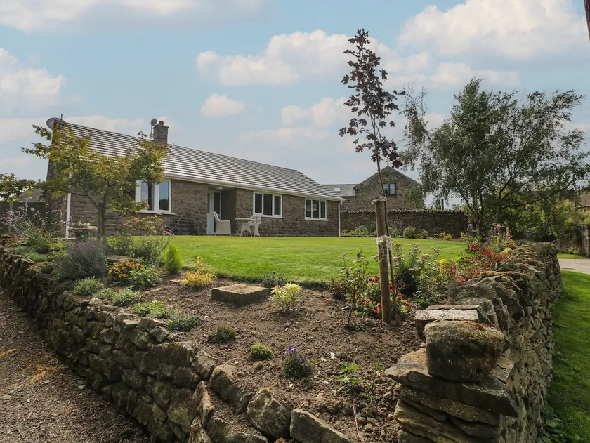 Wigley Farm House Cottage - Image 1