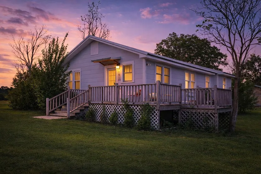 Quiet Grove Hill Cottage w/ Wraparound Deck! - Image 1