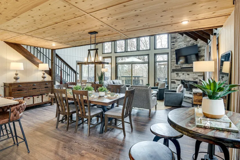 Trails, Golf & Beaches! Luxe Innsbrook Resort Stay - Image 1