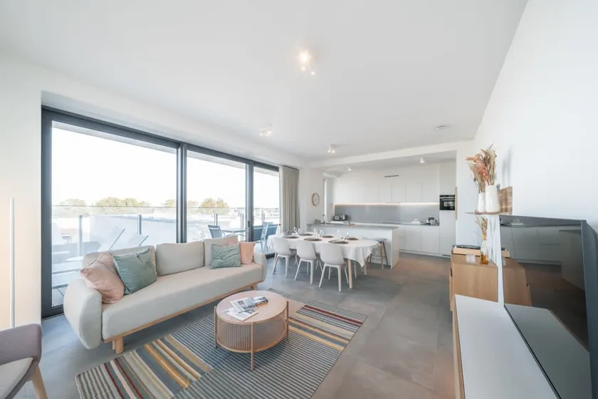 Casiola - Modern new apartment with pool access and parking - Image 1