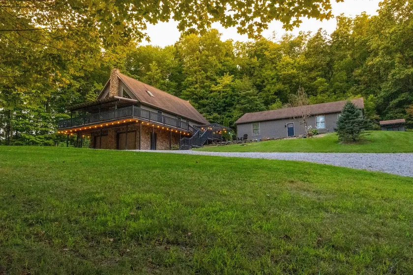 Shady Point Retreat w/ Hot Tub & Pickleball! - Image 1