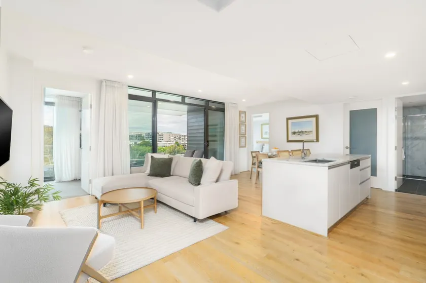 Premium Apartment with Scenic Views near City - Hosted by Canstay - Image 1