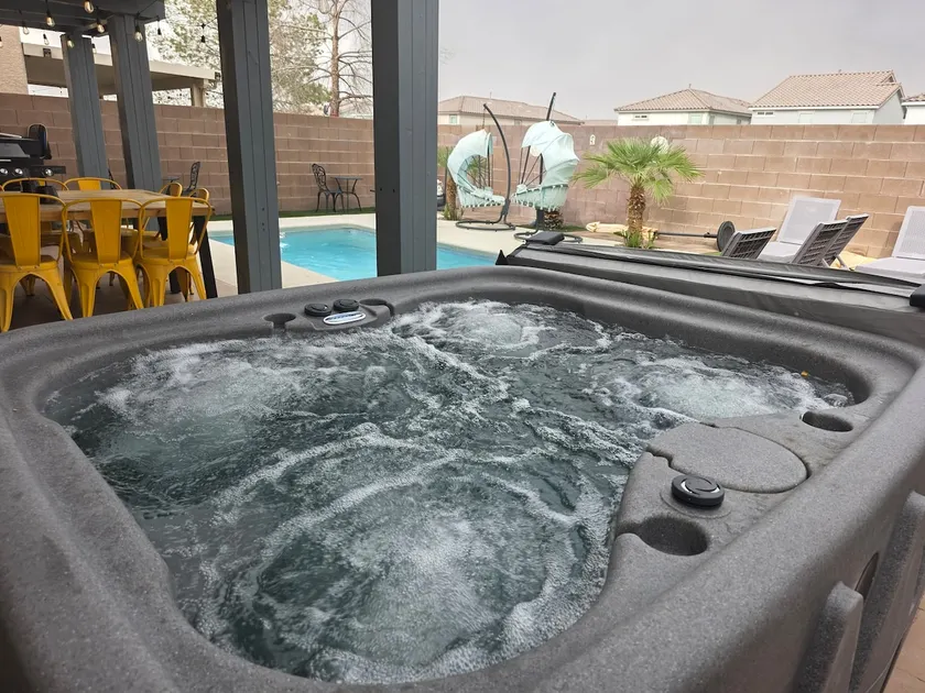 Family House w/Pool|SPA|Fire Pit|BBQ Grill - Image 1