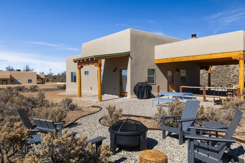 Modern Adobe, Kivas, Latillas, Fresh Open Concept - Image 1