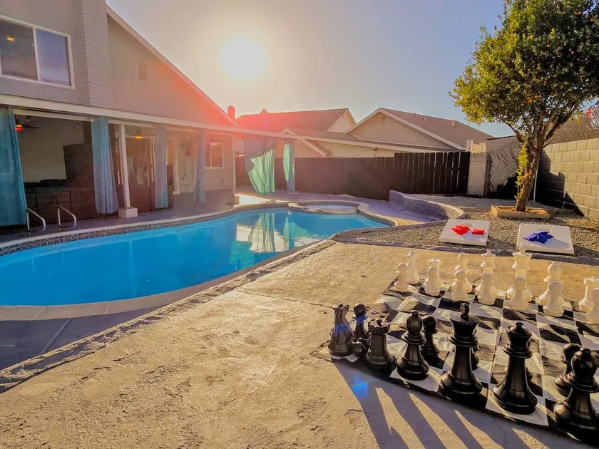 Pool/Spa/Game-Room Perfect for Families - Image 1